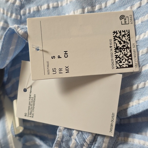 H&M Blue & White Stripe Pullover Top.  Size Small.  New With Tag. - Picture 10 of 11